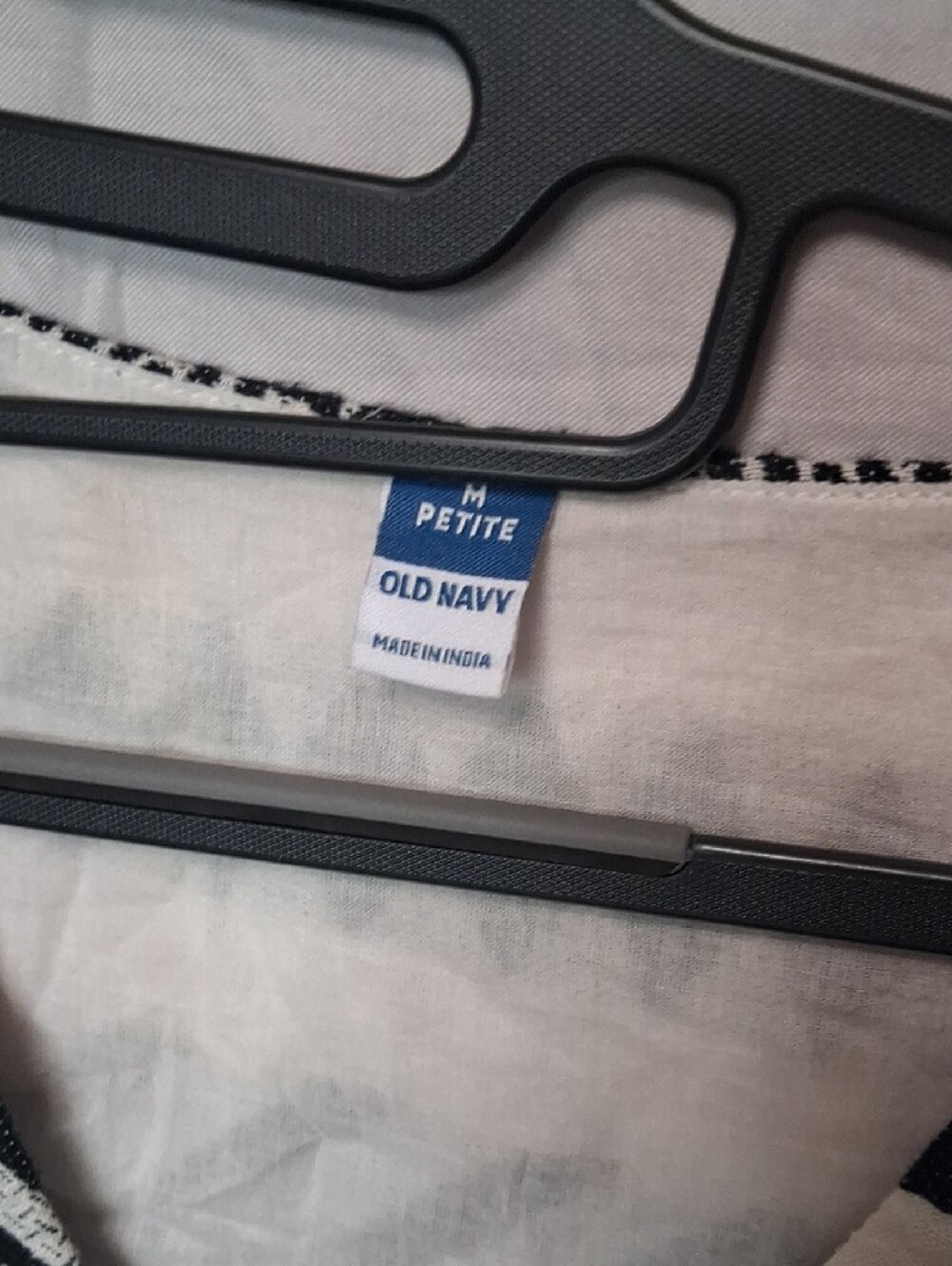 Old Navy And White Dress Petite M - Picture 2 of 6